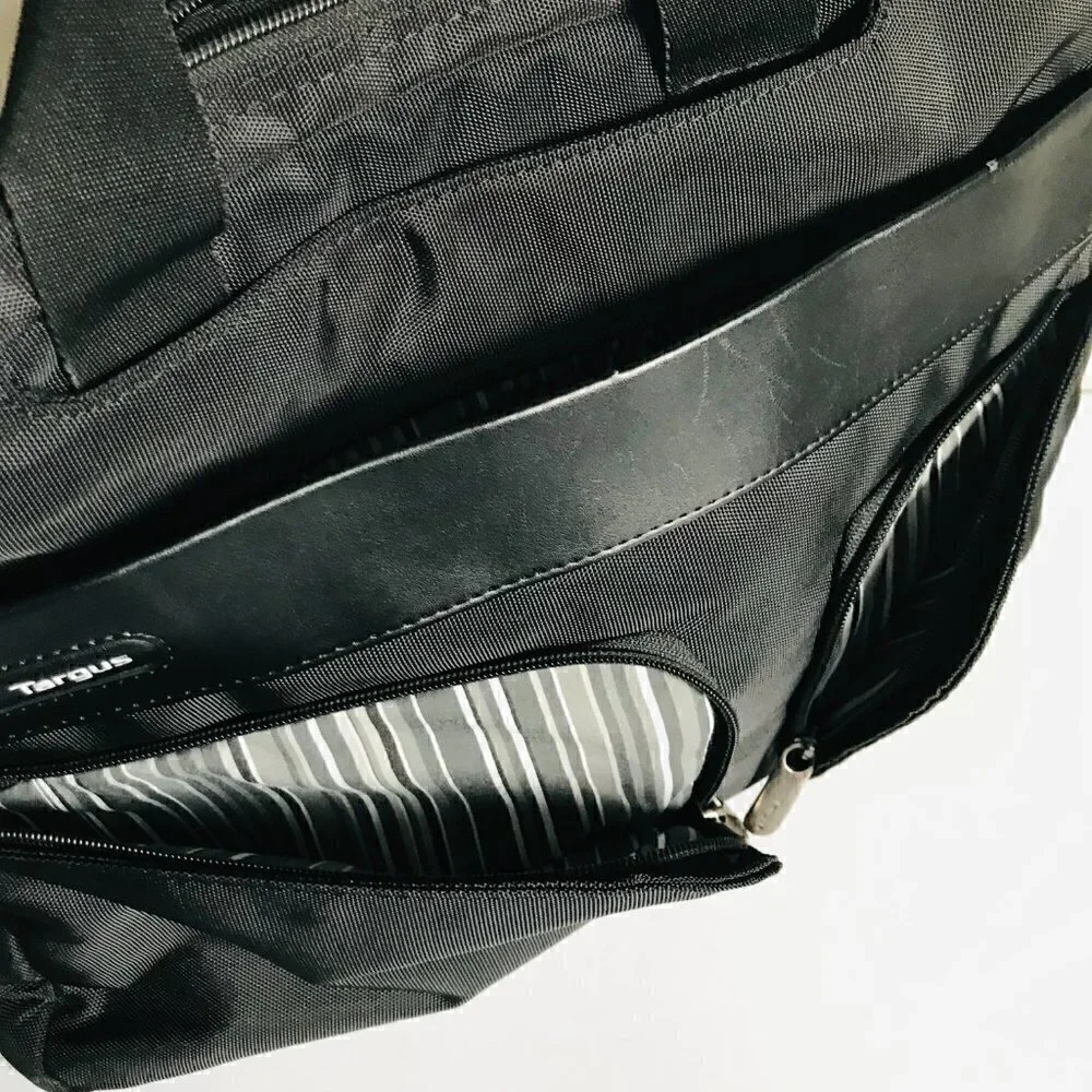 Targus Black Polyester Laptop Bag with Shoulder Strap